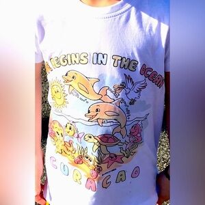 Magic Color changing in sunshine size 5 - 6 kids ocean life white t shirt VGUC